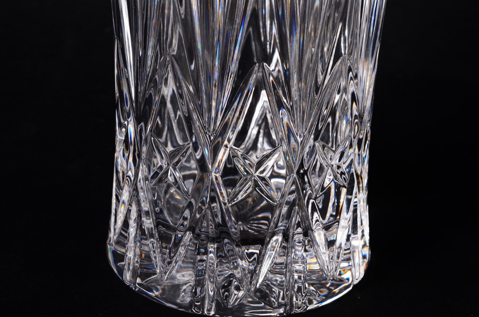 Dois vasos diversos de cristal lapidado. - foto 2 de 6