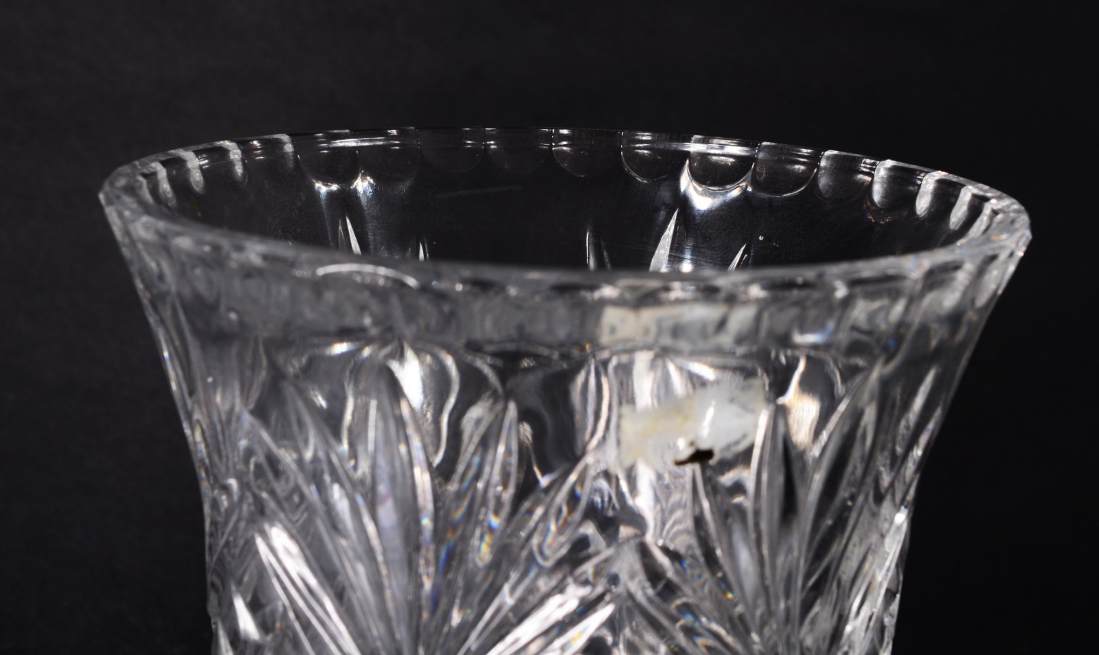Dois vasos de cristal europeu, modelos diversos. - foto 4 de 7