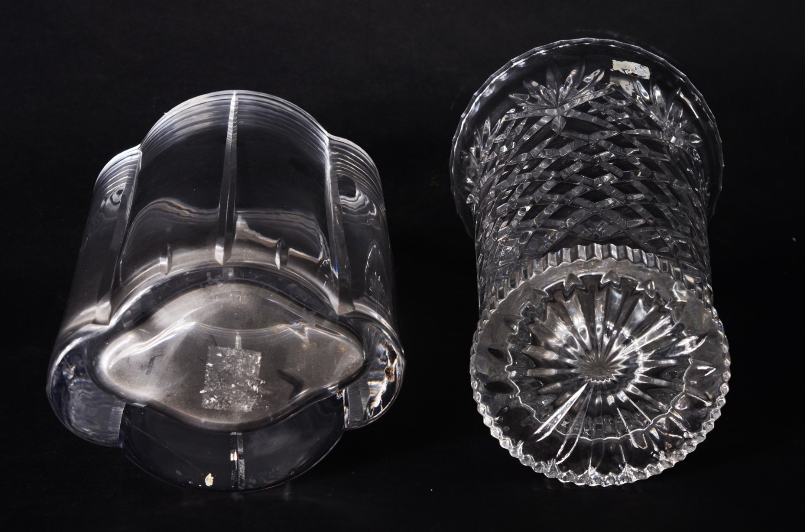 Dois vasos de cristal europeu, modelos diversos. - foto 7 de 7