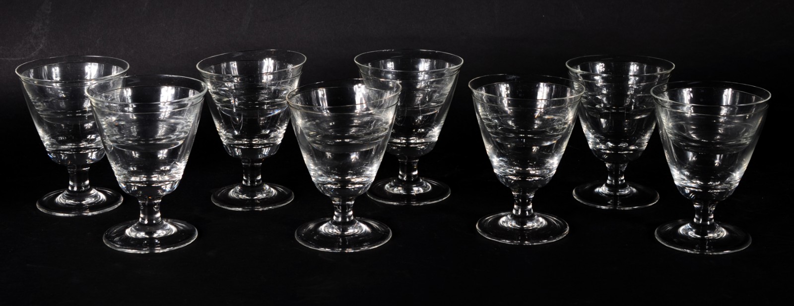 Conjunto com 8 taças de cristal para coquetel de camarão. - foto 1 de 5