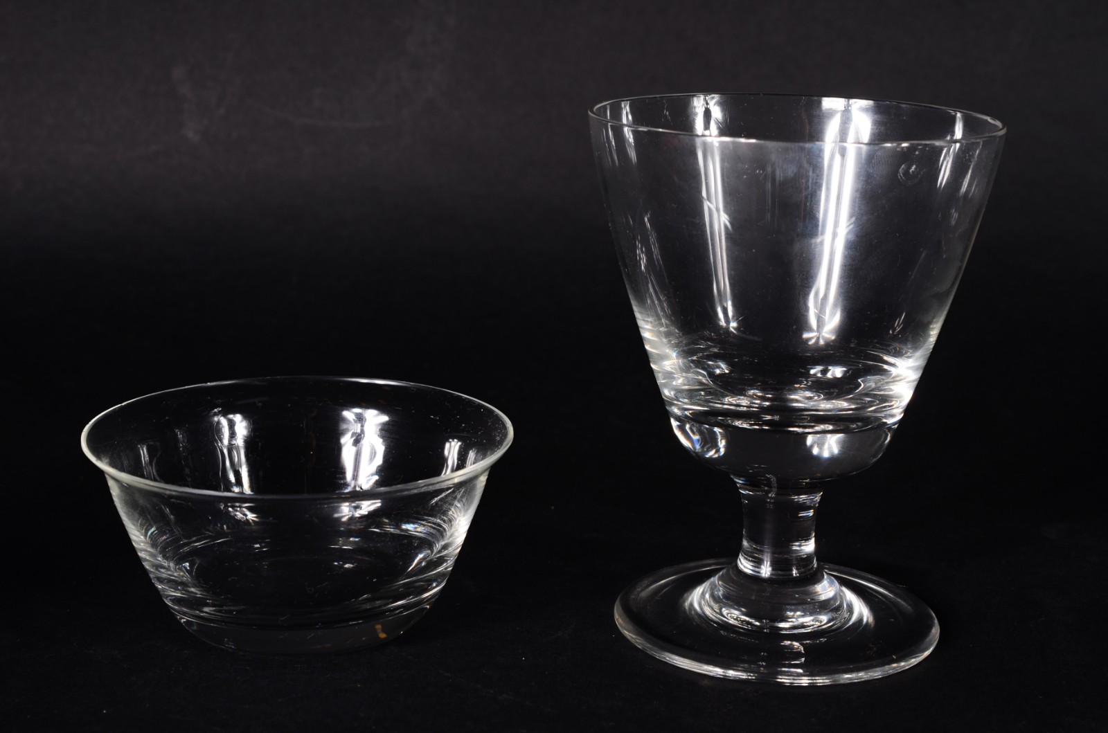 Conjunto com 8 taças de cristal para coquetel de camarão. - foto 2 de 5