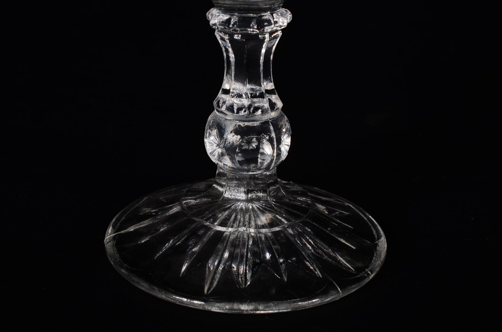 Conjunto com 8 taças com alças para sorvete de cristal com bordas... - foto 3 de 6