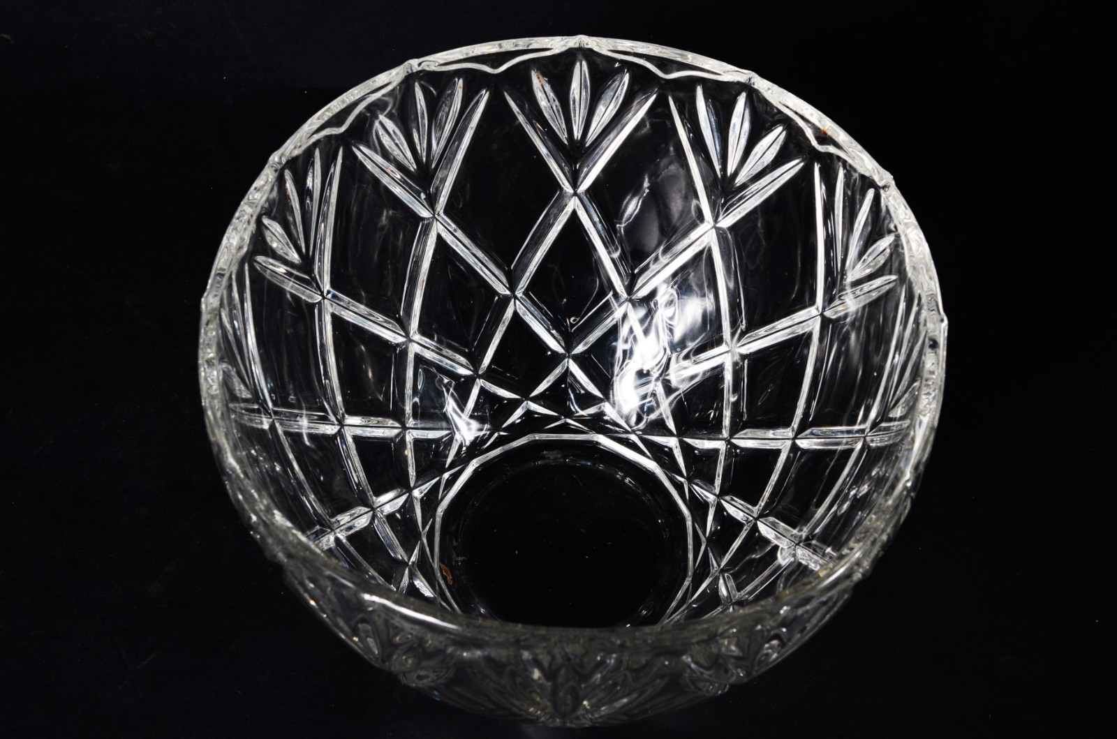 Poncheira de cristal europeu lapidado com 6 canecas. - foto 4 de 11