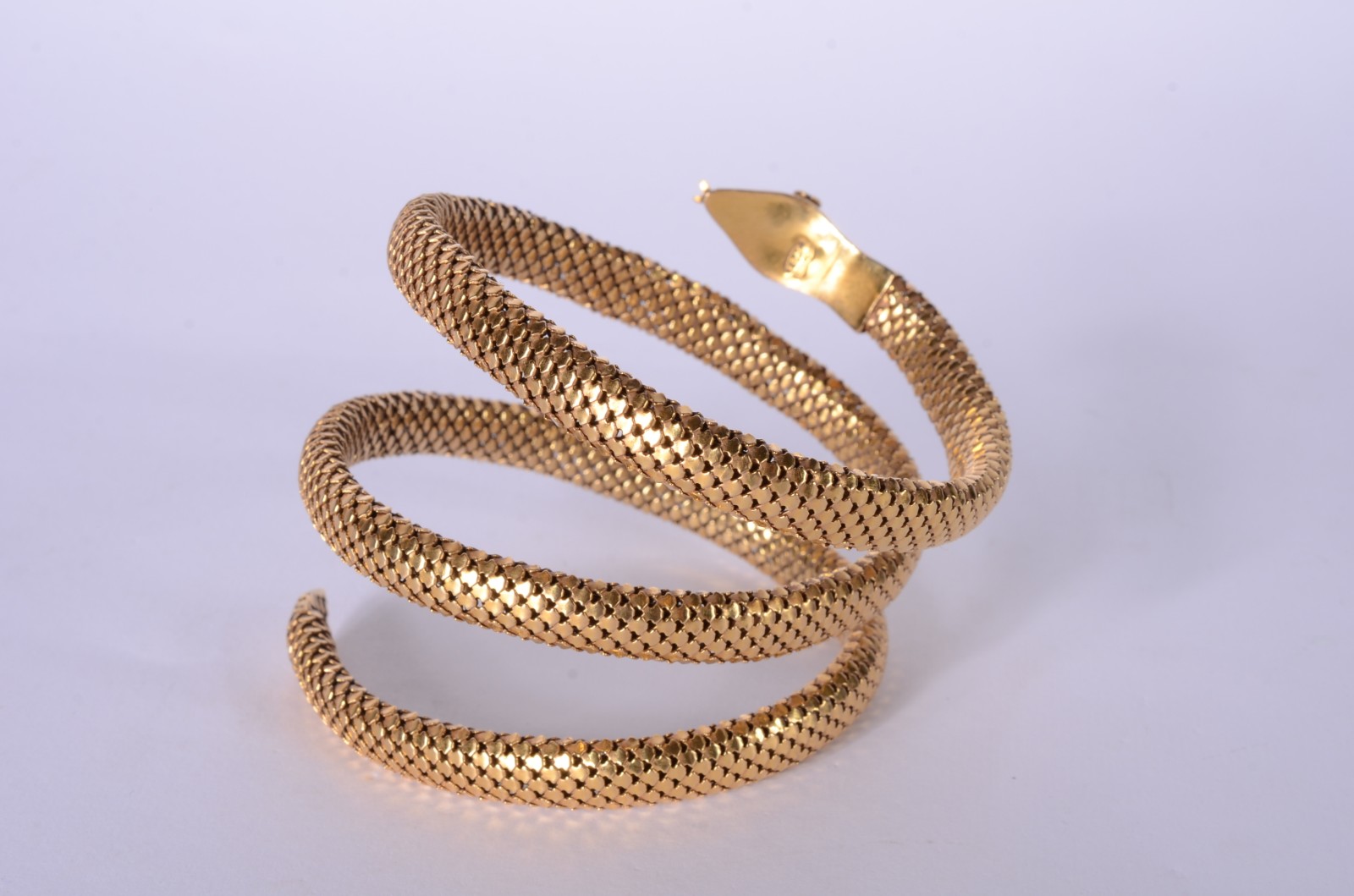 Pulseira de ouro 18 k., feitio cobra, contraste 750 mls. Peso total... - foto 6 de 8