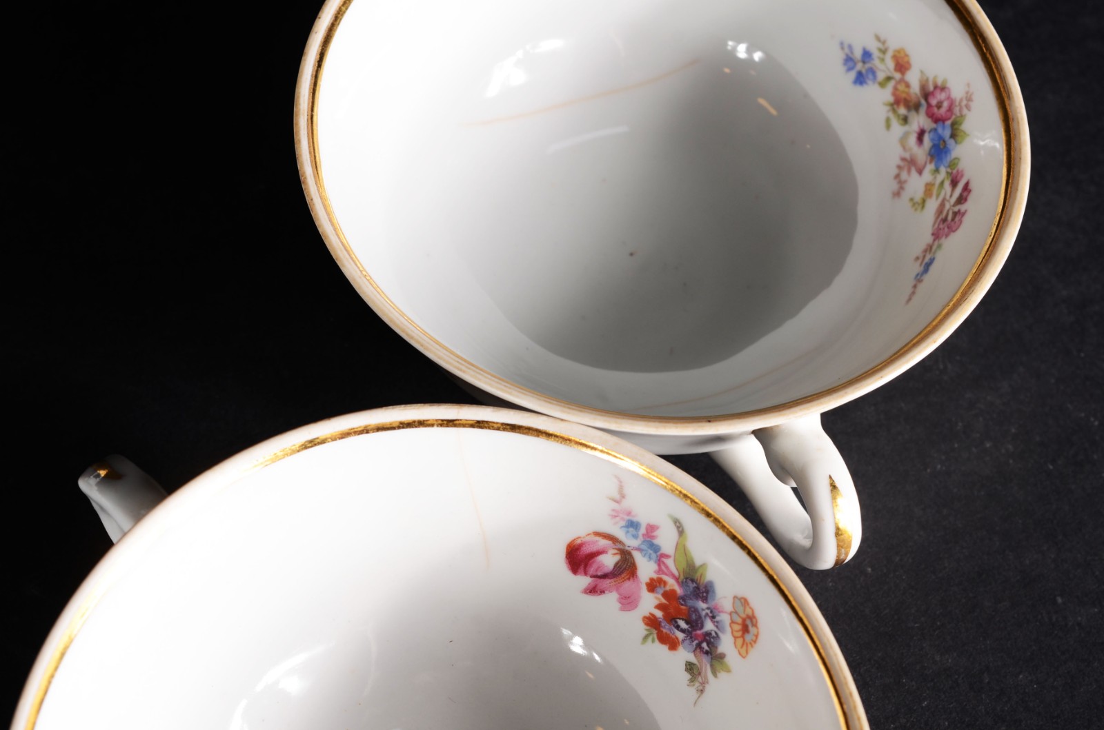 Conjunto de porcelana Rio Branco, composto de 32 taças para consome... - foto 4 de 9