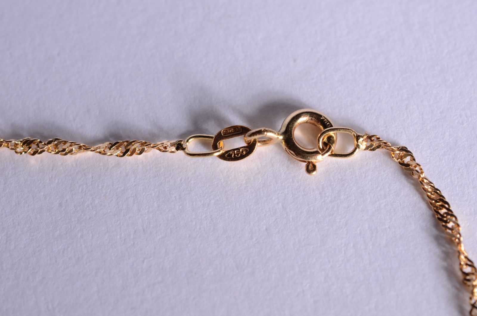 Pulseira com pendente de olho grego de ouro 18k., contraste 750 mls... - foto 4 de 4