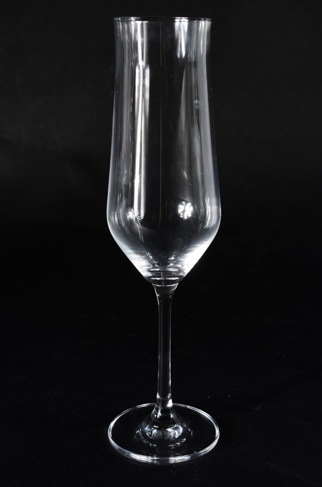 Seis flutes de cristal para champagne, 220 ml. - foto 2 de 4