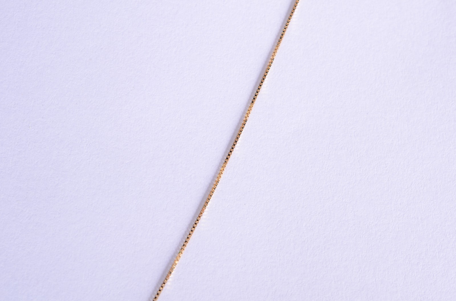 Colar de ouro 18 k., contraste 750 mls com pendente. (Por motivos de... - foto 5 de 6