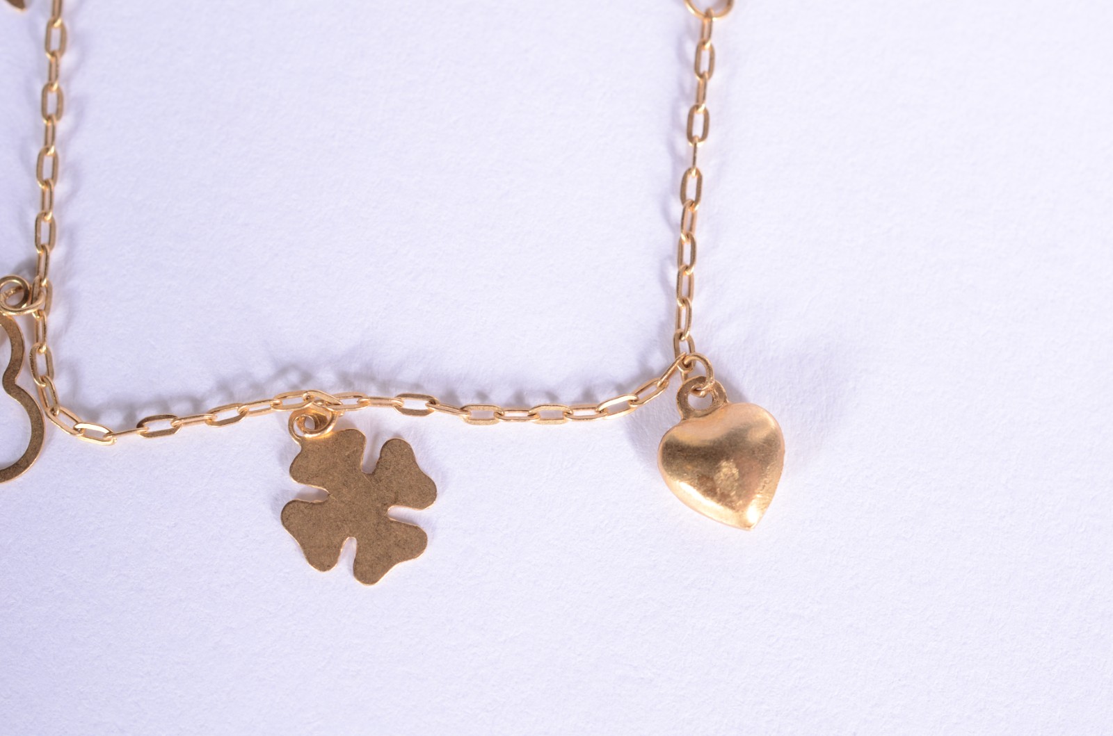 Pulseira de criança de ouro 18 k. (Por motivos de segurança a peça... - foto 5 de 6