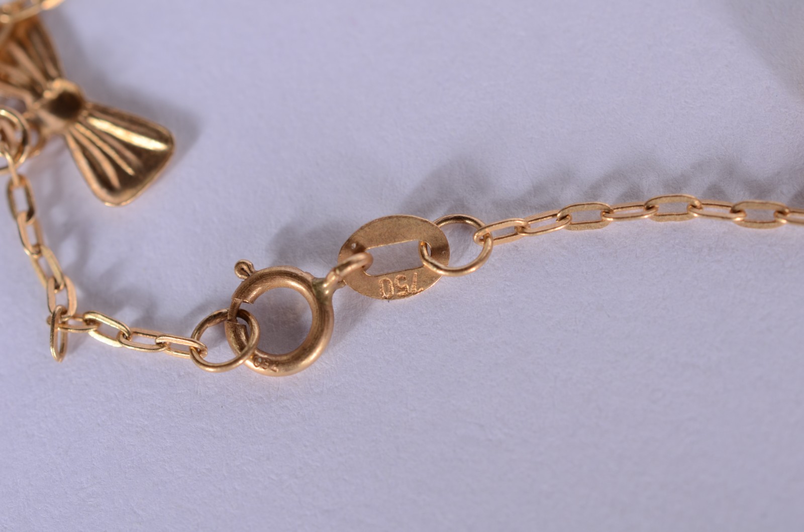 Pulseira de criança de ouro 18 k. (Por motivos de segurança a peça... - foto 6 de 6