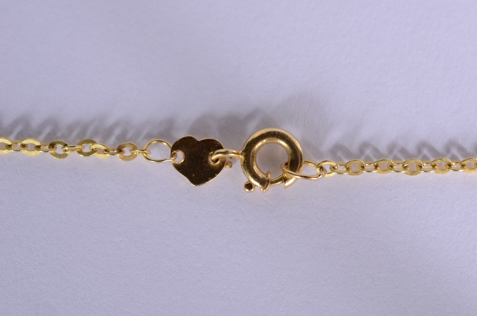 Gargantilha de ouro 18 k., contraste 750 mls com 4 brilhantes. (Por... - foto 4 de 5