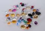 Lote com pedras semi preciosas diversos tamanho... - Lote com pedras semi preciosas diversos tamanhos e cores.
