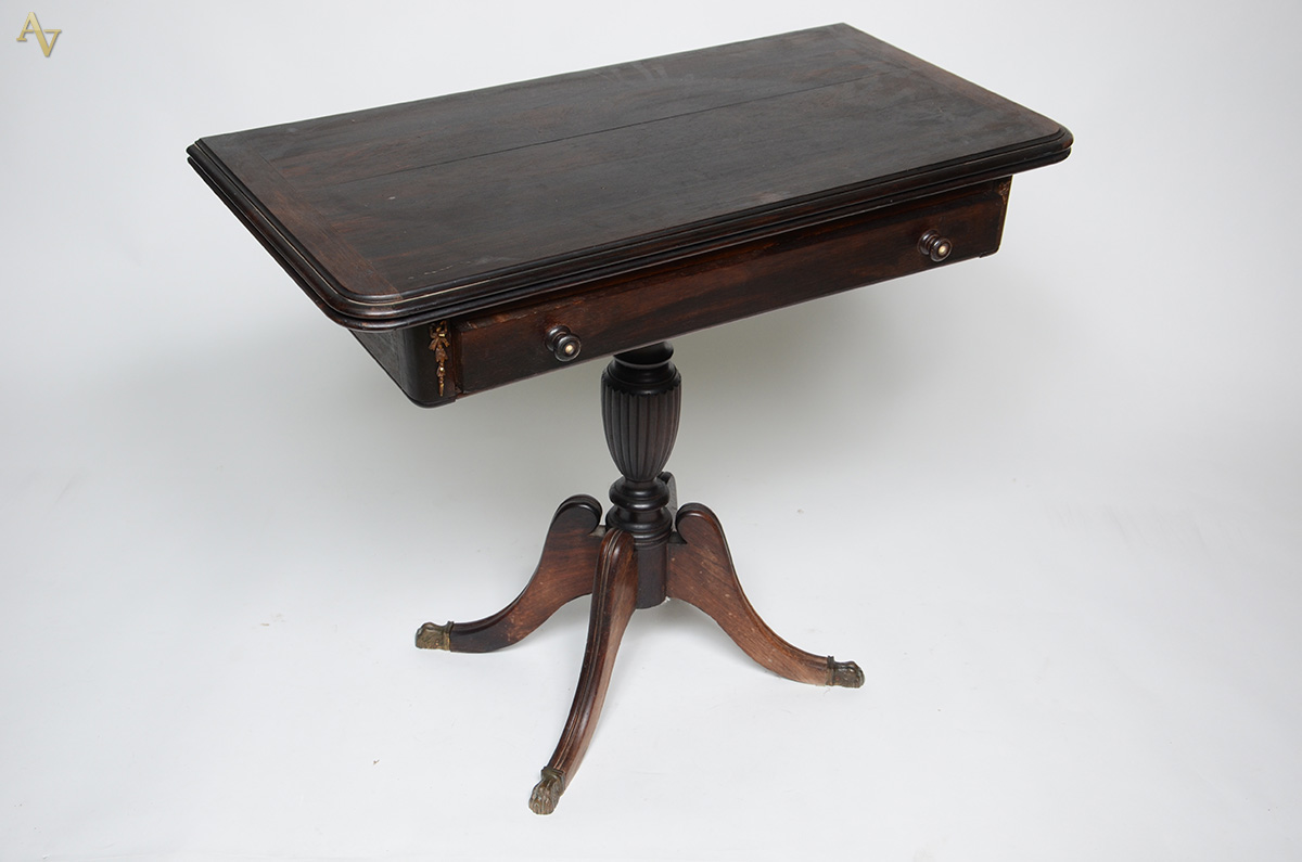 Mesa / console (tampo dobrável) de jacarandá maciço, uma gaveta... - foto 1 de 2