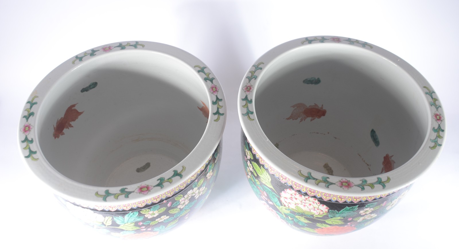 Par de cachepots/aquários de porcelana oriental, decorados com flores... - foto 3 de 5