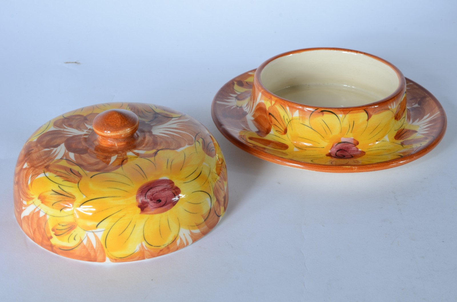 Serviço de chá de cerâmica com flores em tons de amarelo e laranja... - foto 7 de 9
