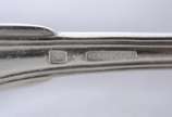 Christofle (1830),  - Parte de faqueiro de metal, composto de: 2 garfos e 8 colheres grandes; 4 colheres e 15 garfos de sobremesa; 13 colheres de chá; 9 colheres de café e 
