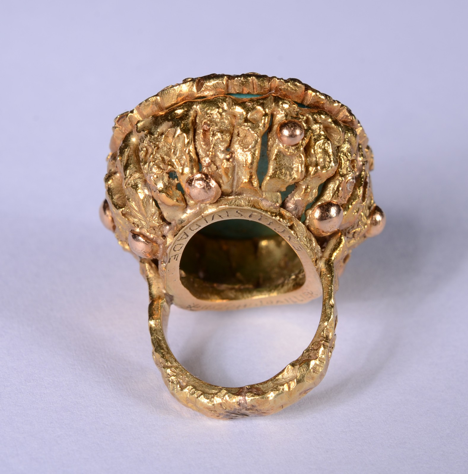 Anel de ouro 18 k., com desenho de Di Cavalcanti, assinado por Lucien... - foto 4 de 8