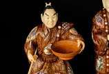 Original conjunto de quatro estatuetas japonesa... - Original conjunto de quatro estatuetas japonesas em madeira com rostos e mãos em marfim. Representa a sociedade japonesa do Japão feudal da époc...