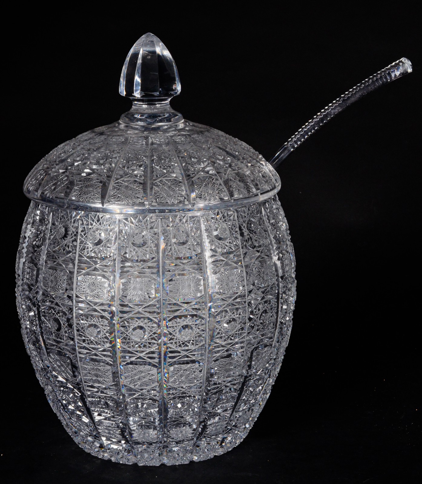 Conjunto de poncheira de cristal tcheco ricamente lapidado a mão, com... - foto 7 de 11
