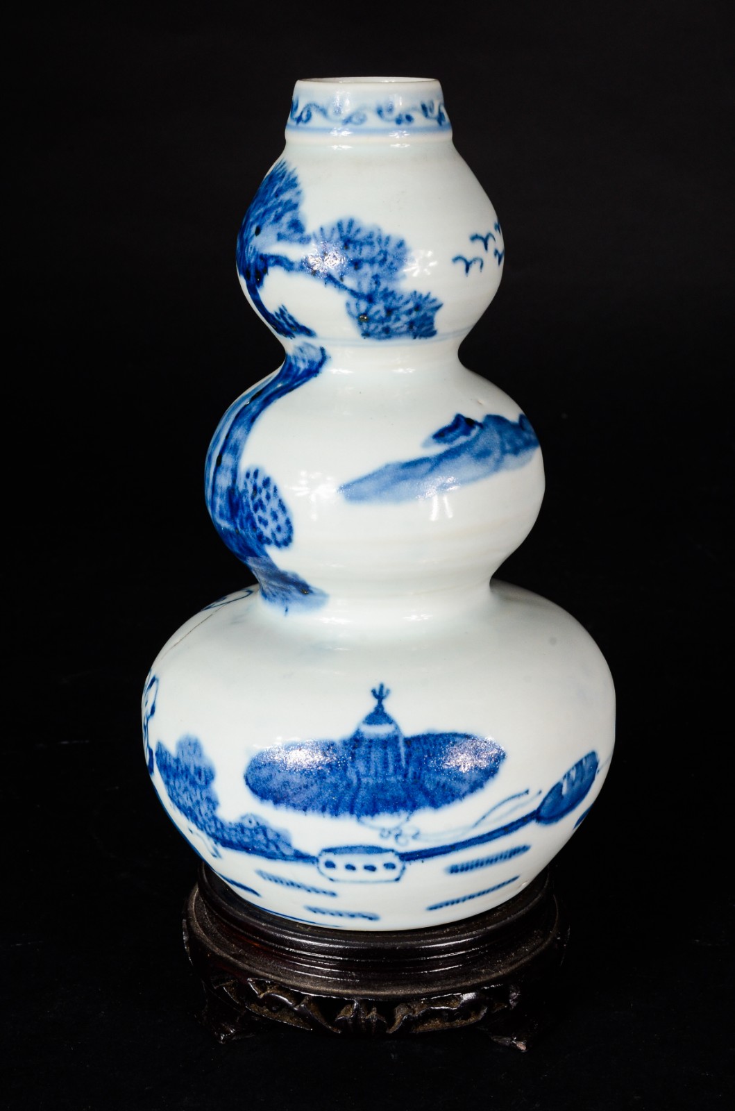 Vaso de porcelana chinesa moldada em gomos, decorada com figuras e... - foto 4 de 9