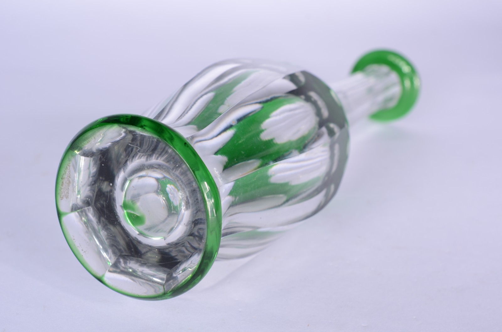 Conjunto com licoreira e 3 cálices de cristal doublé verde lapidação... - foto 6 de 6