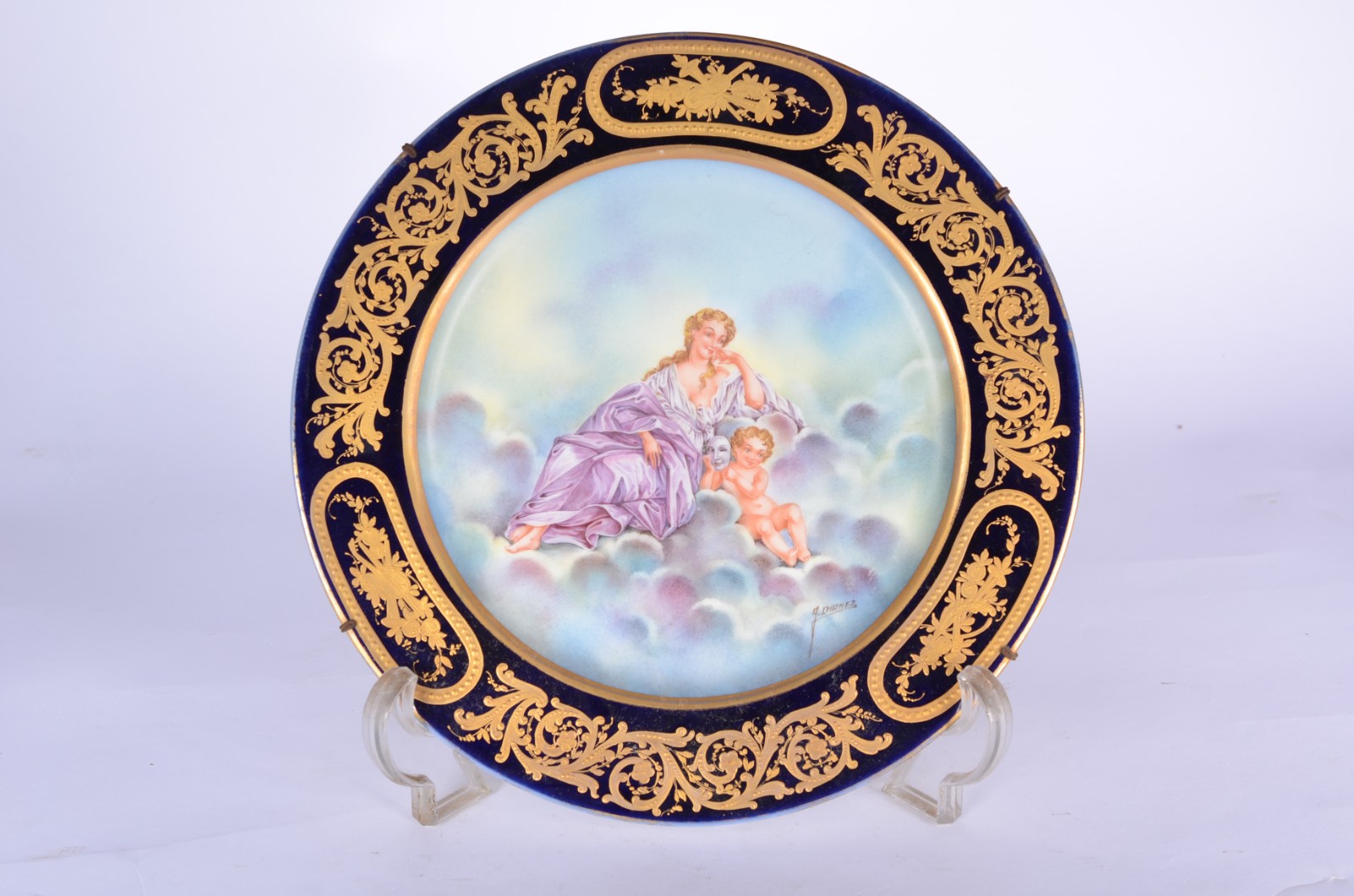 Prato de porcelana francesa pintado à mão com figura feminina e... - foto 1 de 7