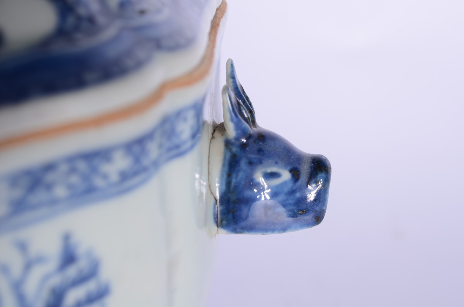 Sopeira em porcelana chinesa da Companhia da Índias, de formato... - foto 3 de 7