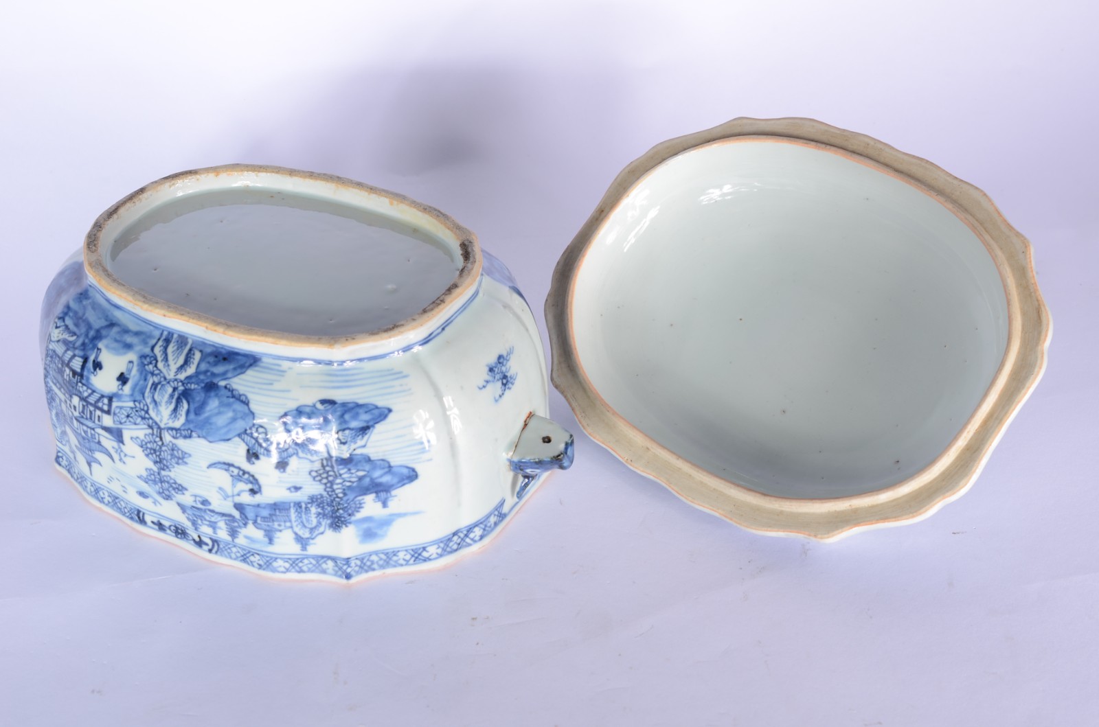 Sopeira em porcelana chinesa da Companhia da Índias, de formato... - foto 6 de 7