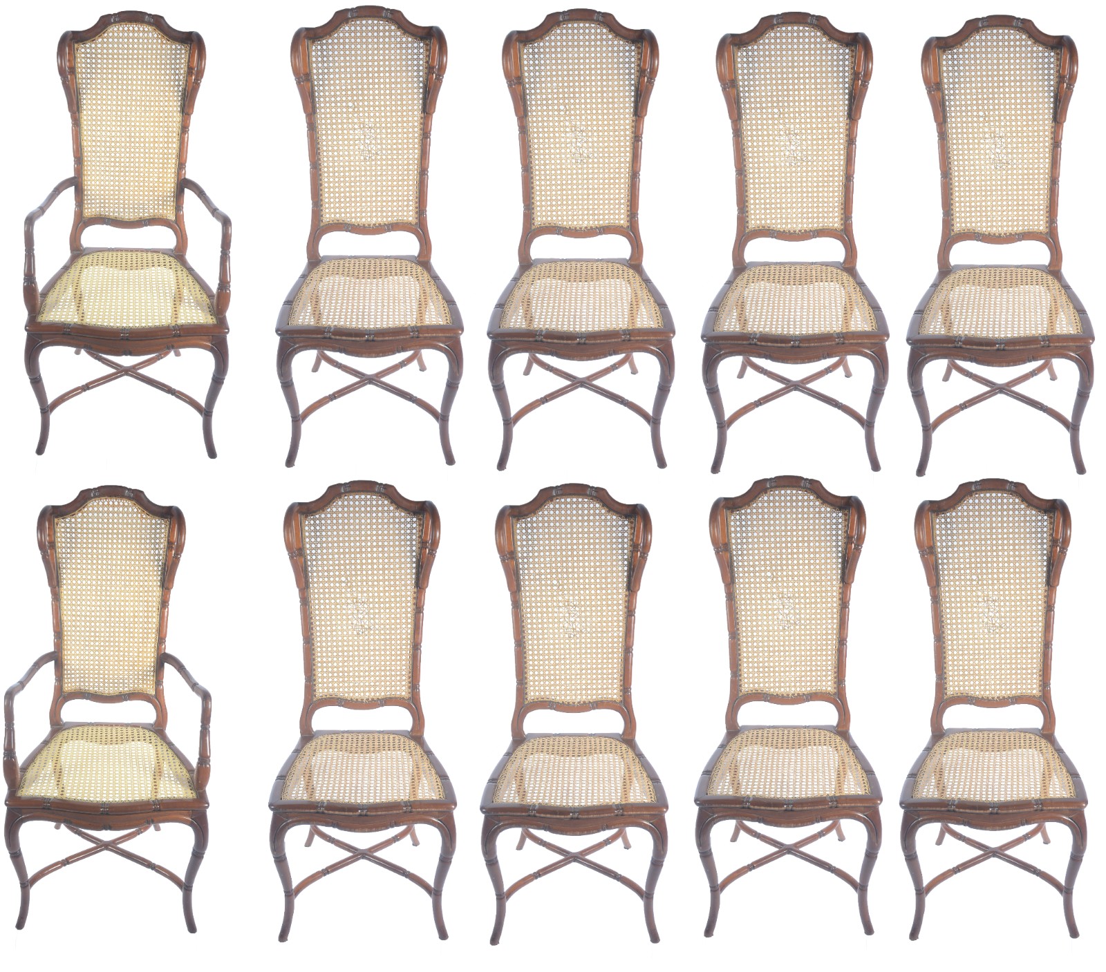 Conjunto com 10 cadeiras para sala de jantar, sendo duas com braços e... - foto 1 de 5