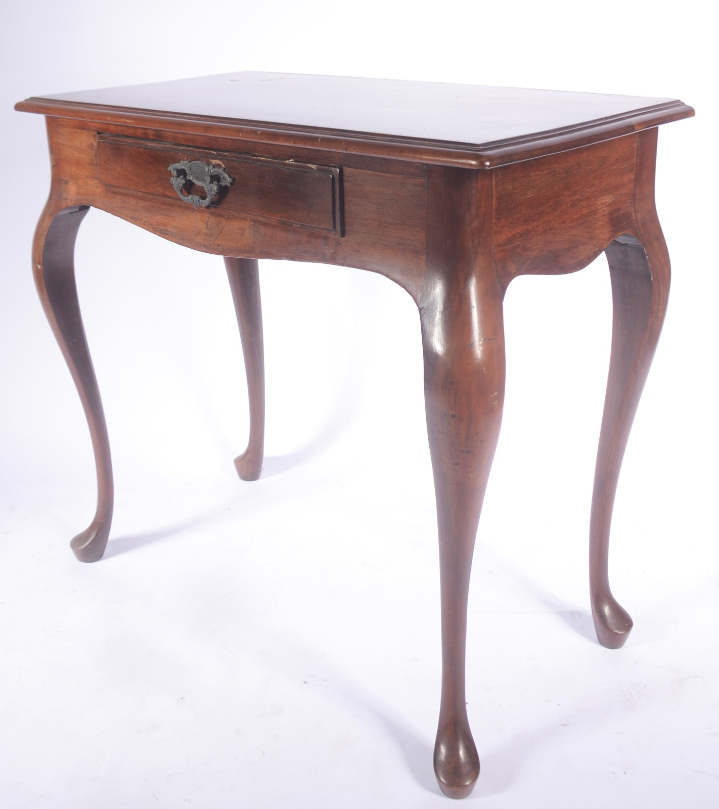 Mesa de madeira nobre com uma gaveta, estilo Chipendale, pernas... - foto 1 de 8