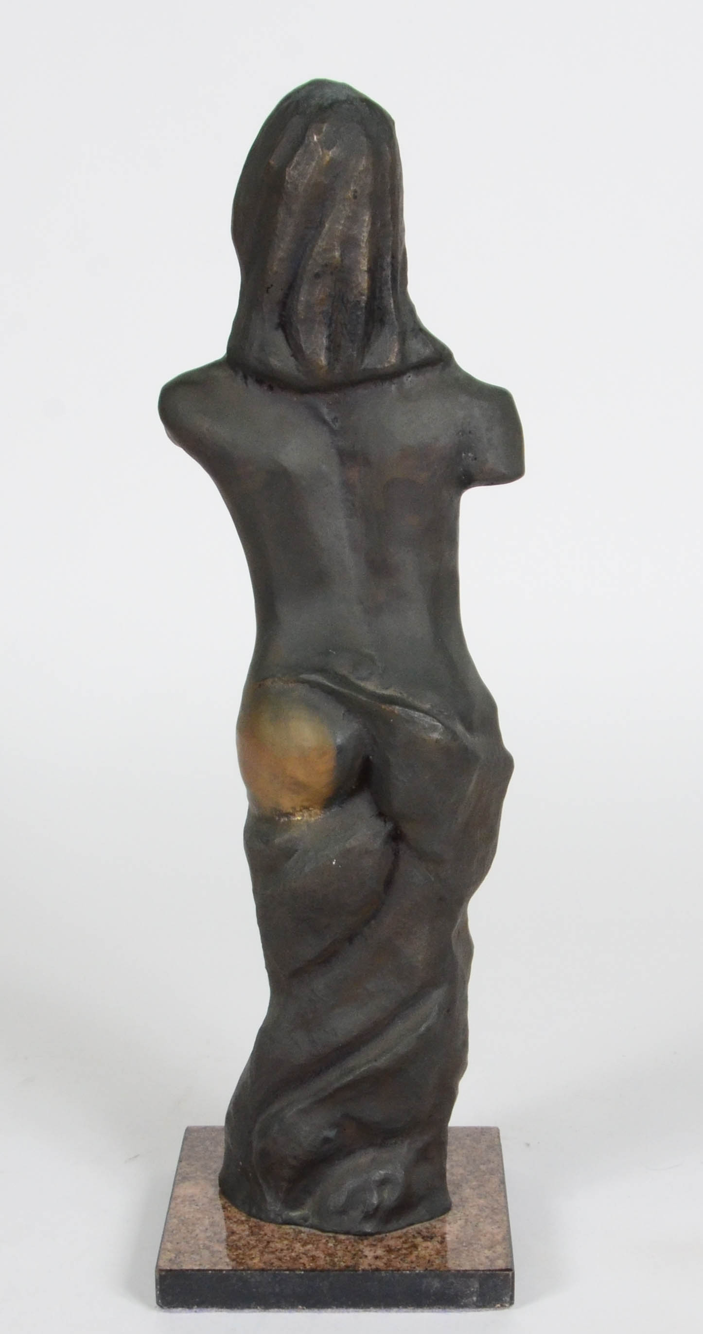 Figura feminina - foto 2 de 4