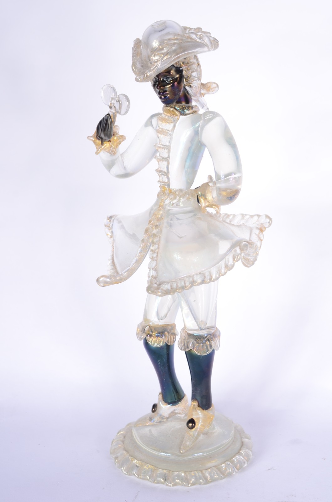 Escultura de murano representando figura masculina com pó de ouro... - foto 1 de 10