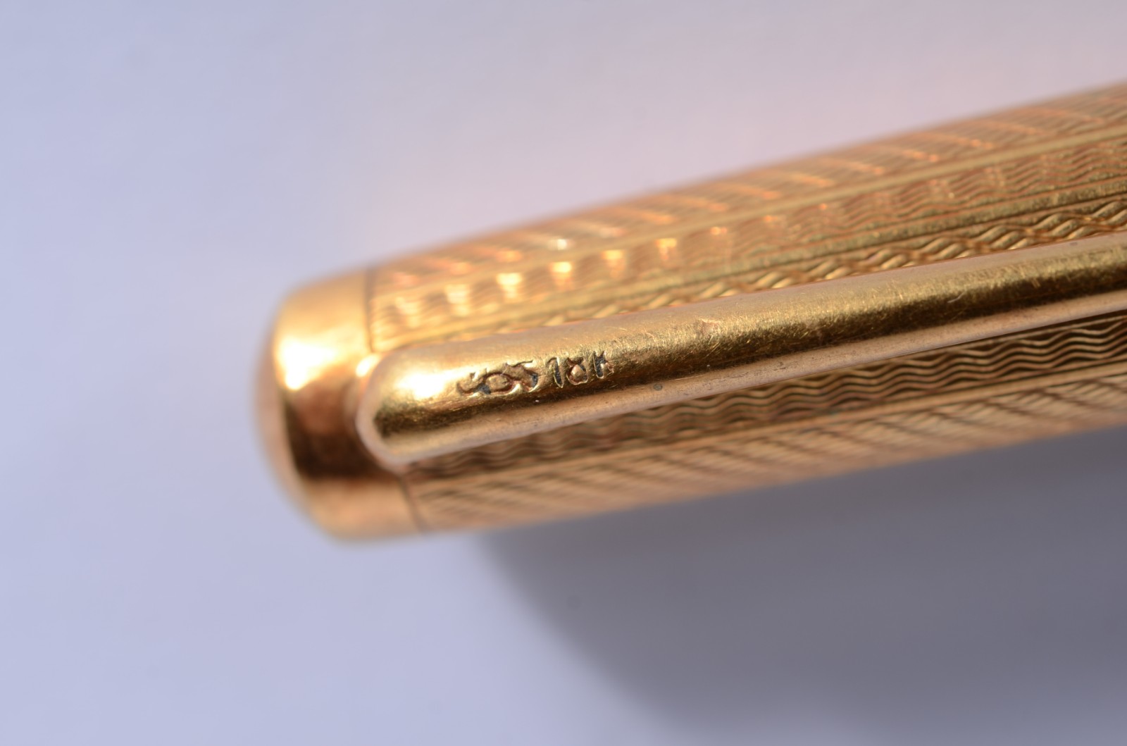Caneta tinteiro com capa de ouro 18 k., nome e data gravado 1952. - foto 4 de 6