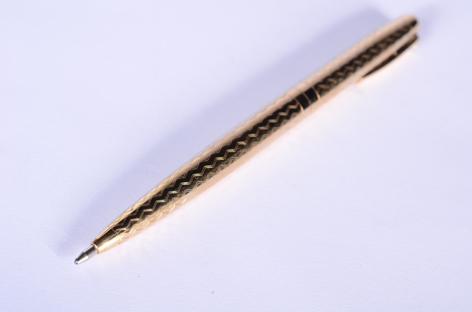 Caneta Sheaffer esferográfica com capa fina em ouro 18 k. - foto 1 de 6