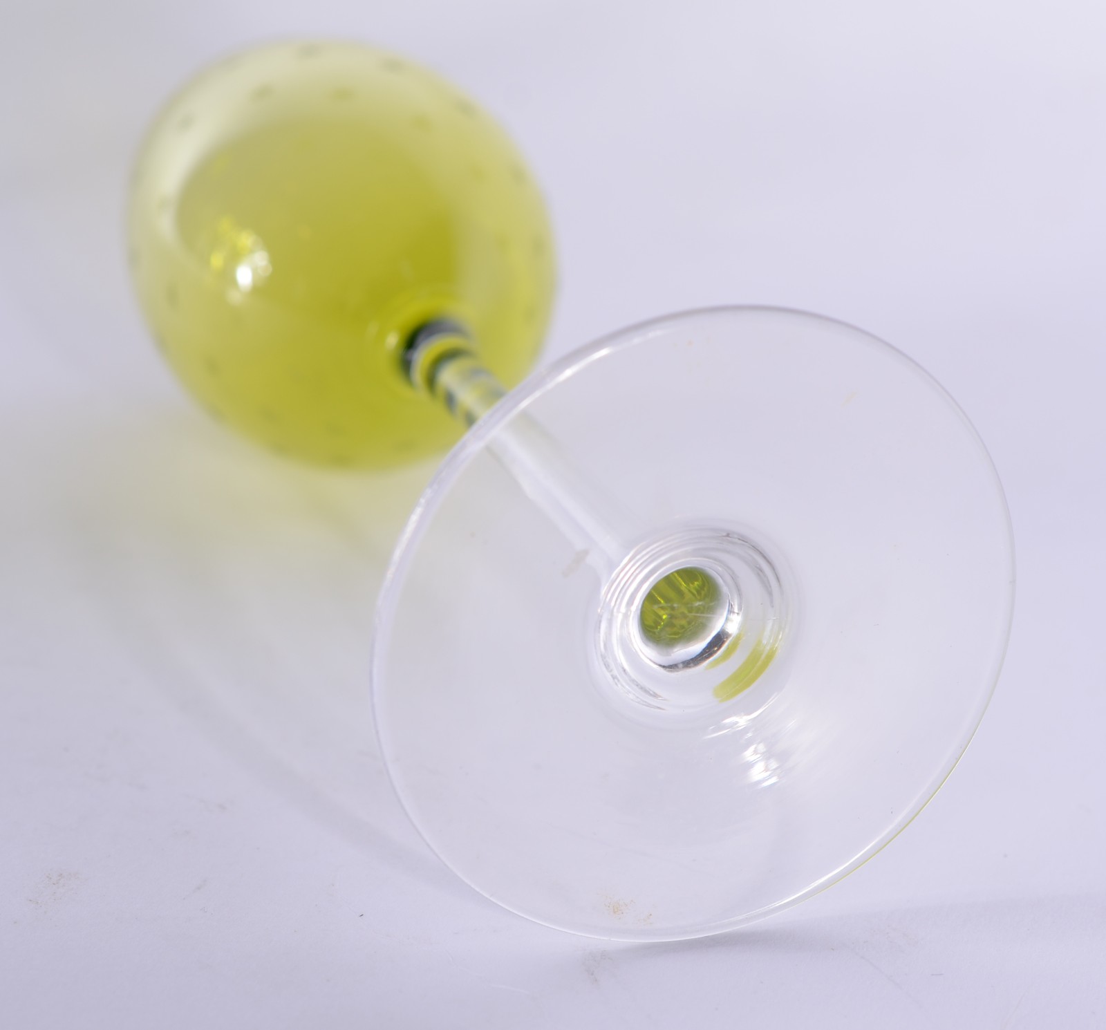Conjunto com 9 antigos cálices para vinho branco de cristal europeu... - foto 3 de 3