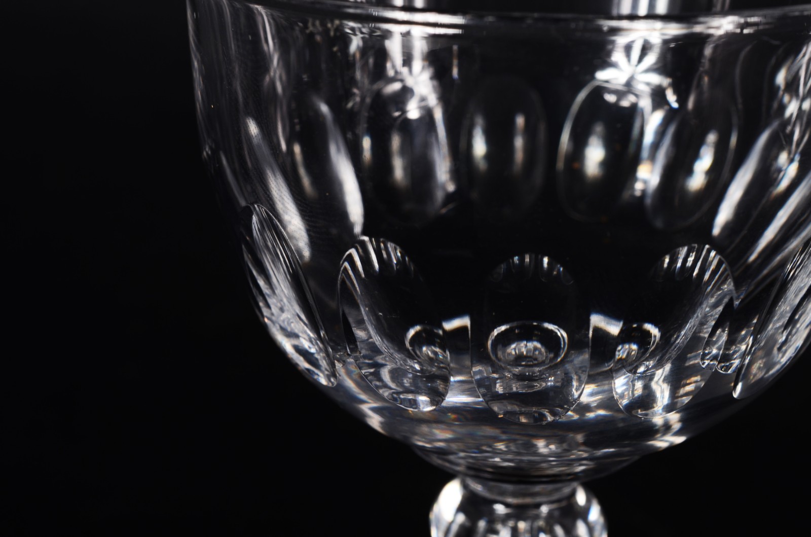 Conjunto com 10 antigas taças de cristal para vinho do Porto... - foto 6 de 7