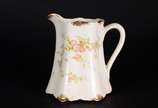 WARWICK,  - Aparelho de jantar, chá e café de faiança americana Warwick, decoração floral em policromia com realces dourados, composto de: 20 pratos rasos, 8 prat