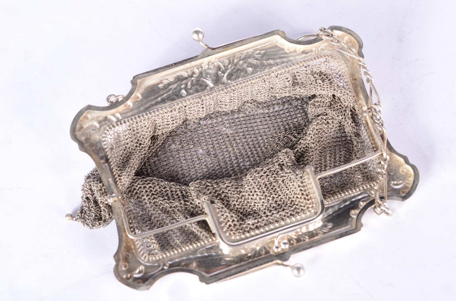 Bolsa em malha de prata com porta níqueis interno. Peso da prata: 200... - foto 4 de 4