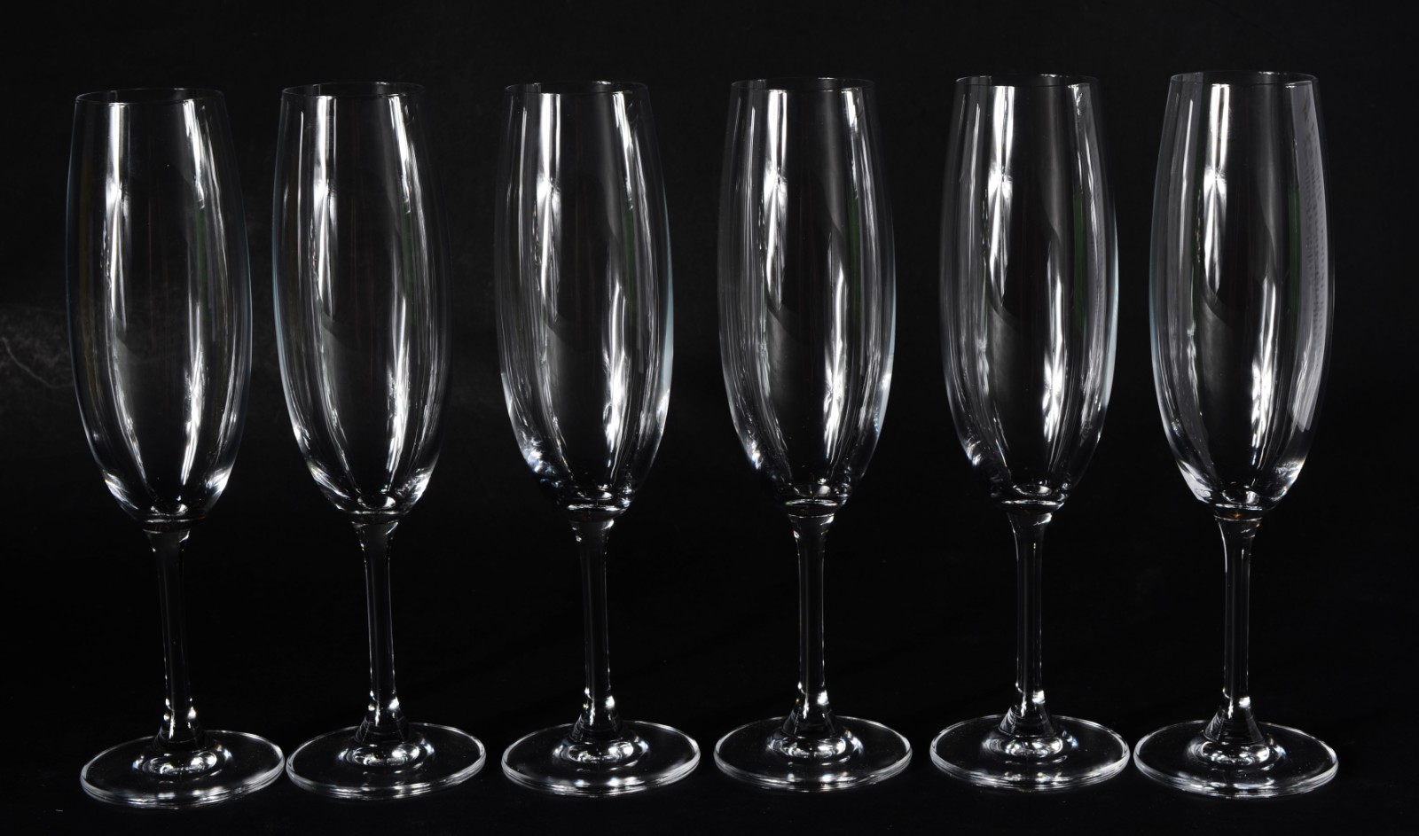 Seis flutes de cristal para champagne, 210 ml. - foto 1 de 5