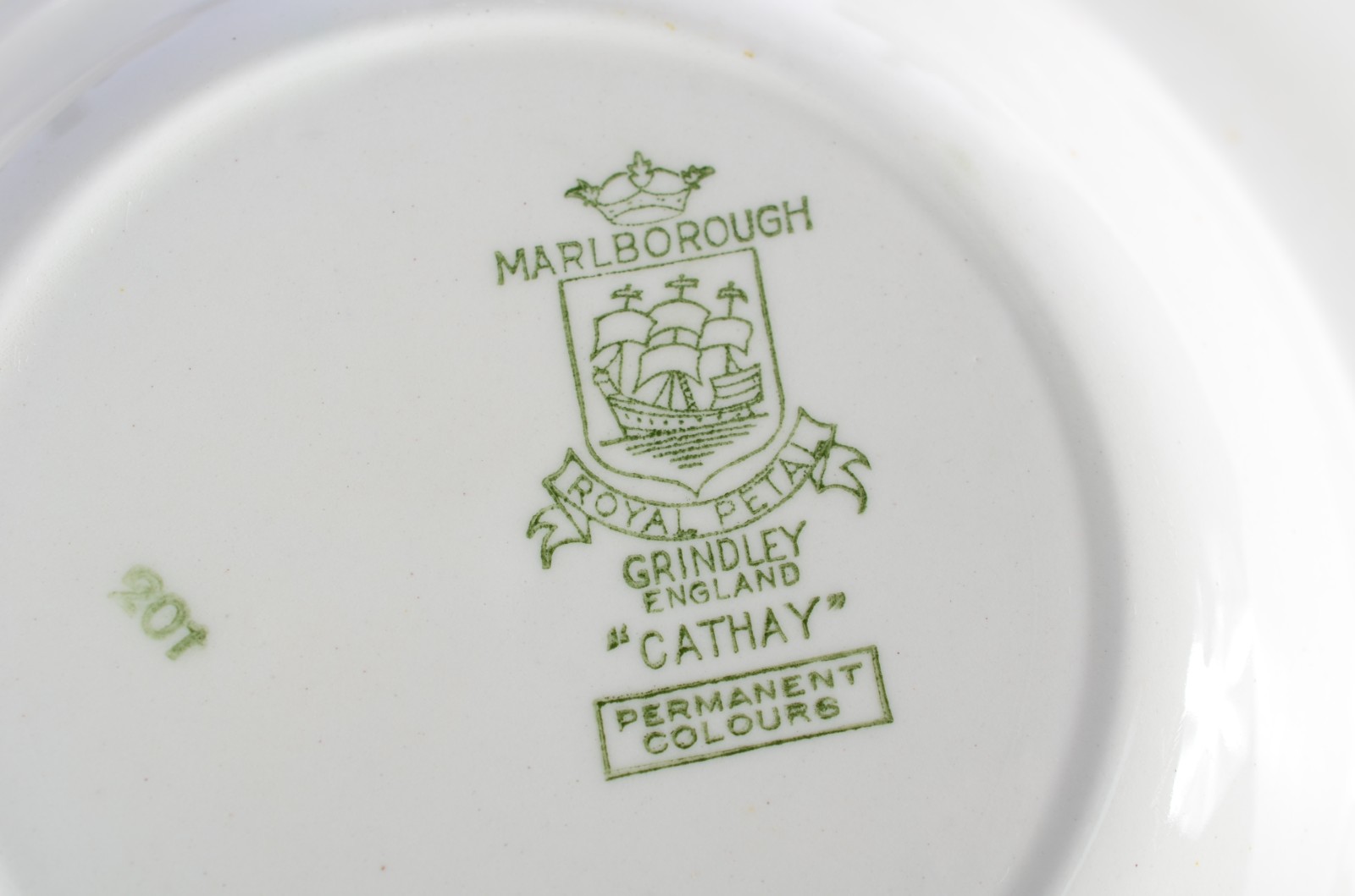Aparelho de jantar de faiança inglesa Marlborough - "Royal Petal... - foto 10 de 10