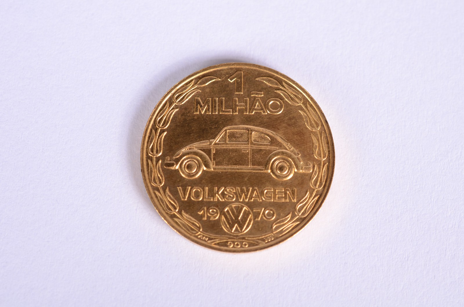 Moeda Comemorativa: 1 Milhão Fuscas- Volkswagen do Brasil S.A. - São... - foto 1 de 4
