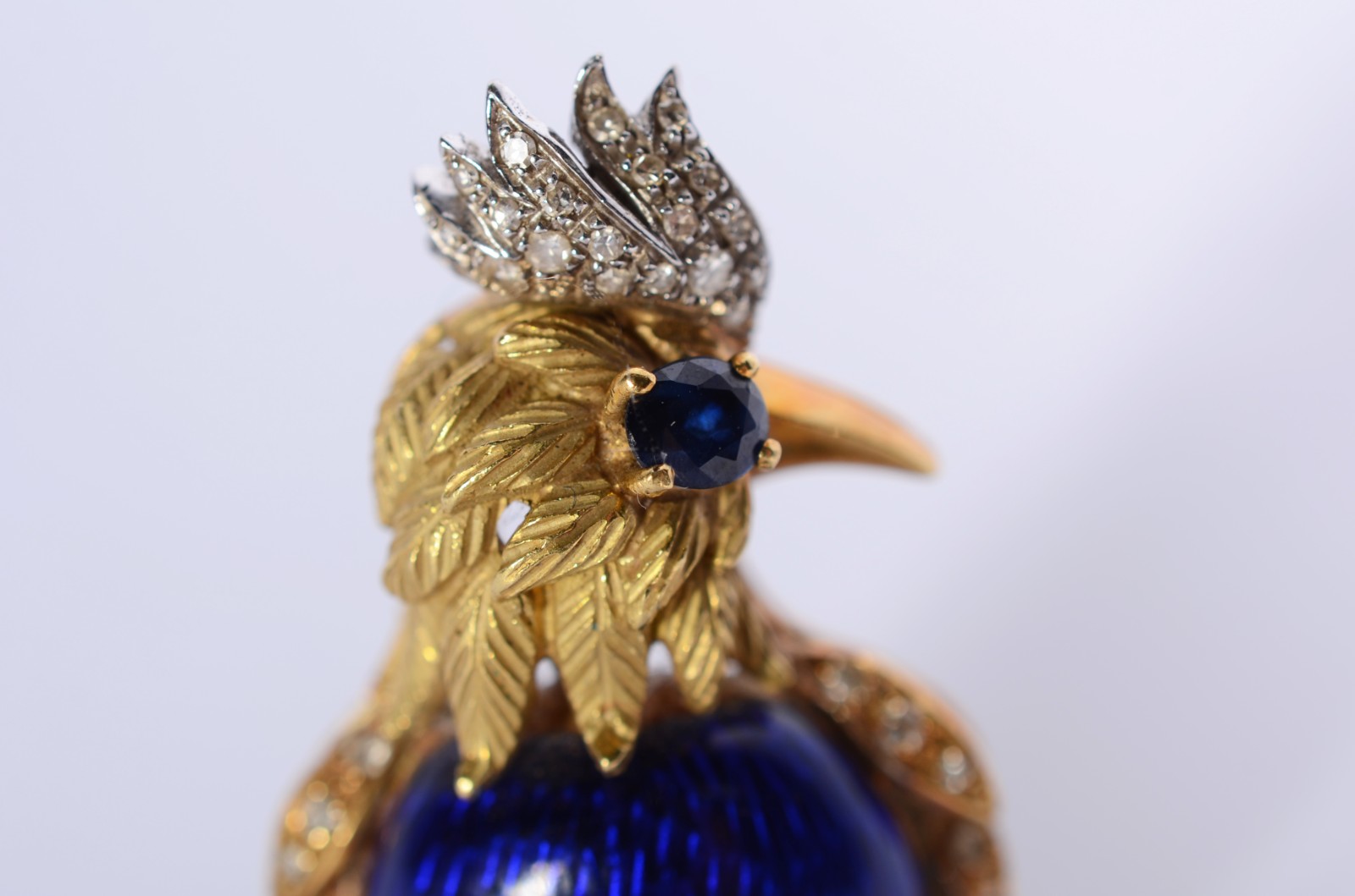 Antigo broche feitio Águia sobre galho de ouro 18 k., contraste 750... - foto 2 de 5