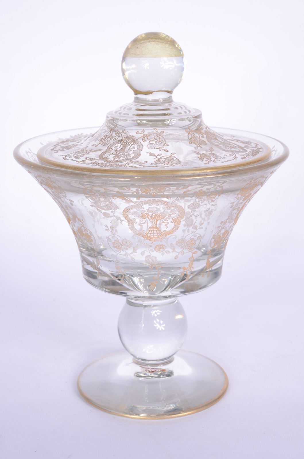 Compoteira de vidro com guirlandas douradas lavradas. Desgastes. - foto 8 de 9