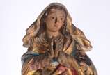 Nossa Senhora da Conceição - Escultura em madeira entalhada com policromia e douração. A figura está representada de pé em vulto perfeito de expressão graciosa com as mãos postas 