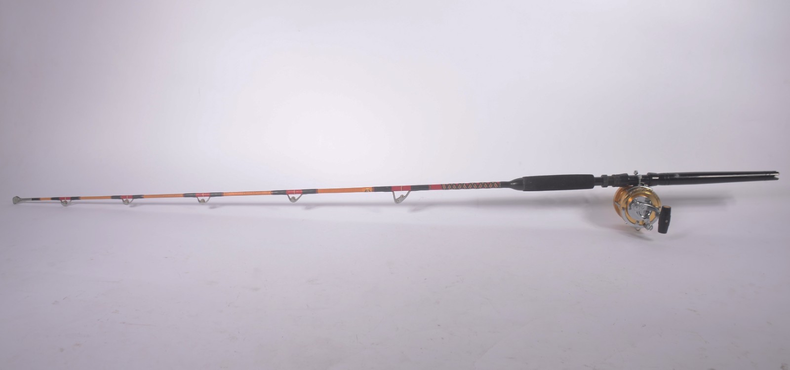 Vara de pescar vintage com carretilha de pesca oceânica (Penn... - foto 1 de 11