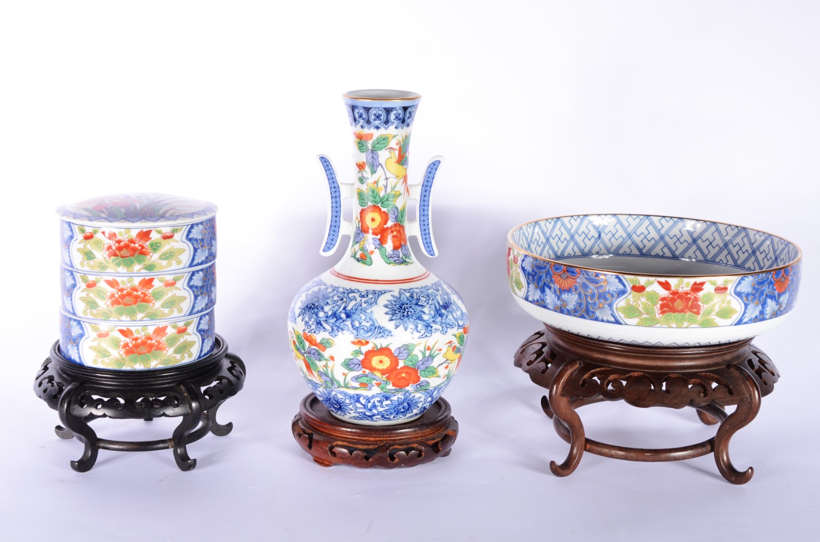 Tres peças de porcelana japonesa "Alyssa", designed for Macys... - foto 1 de 10
