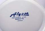 Tres peças de porcelana japonesa "Alyssa", desi... - Tres peças de porcelana japonesa "Alyssa", designed for Macys, decoradas com flores em policromia, sendo: Vaso, bowl e marmita, bases de madeira.