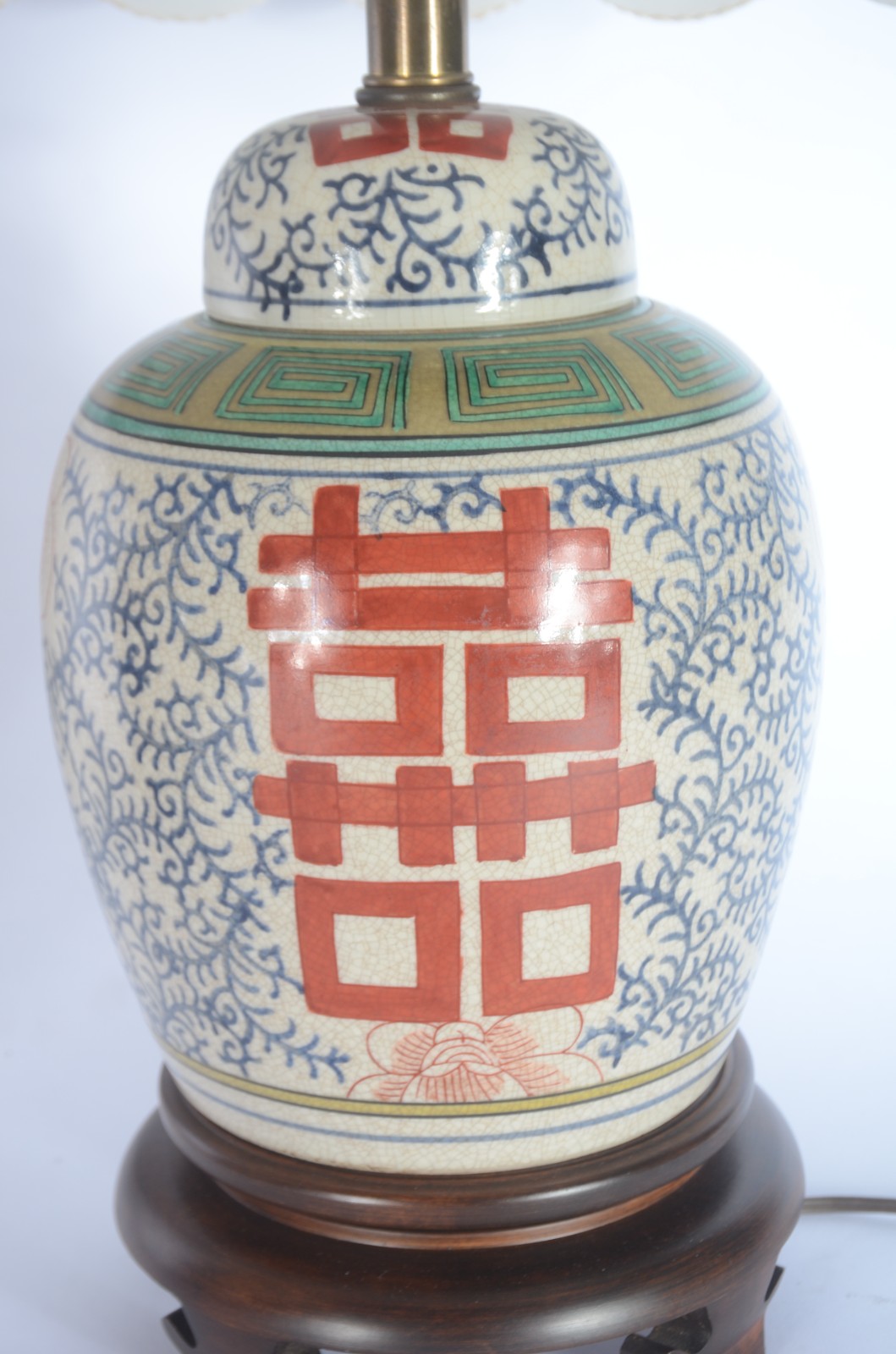 Par de abatjoures com bases em potiches de porcelana chinesa... - foto 3 de 7