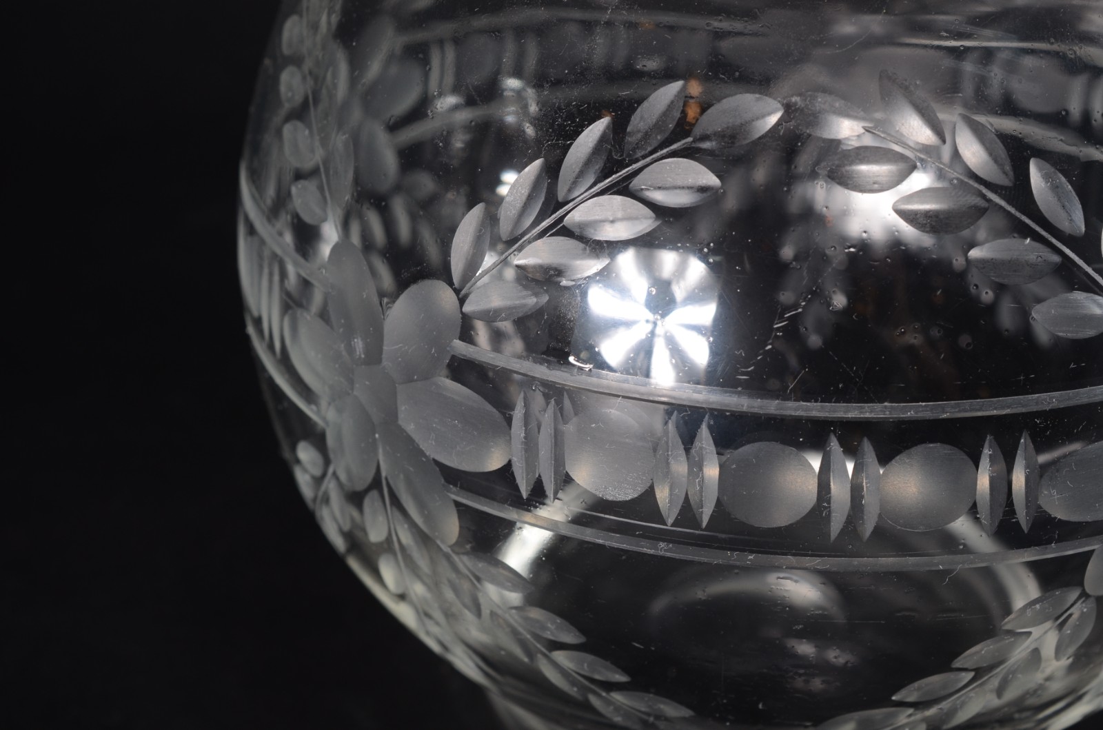Diversas peças de cristal, sendo: 6 taças para champagne; dois baldes... - foto 5 de 11