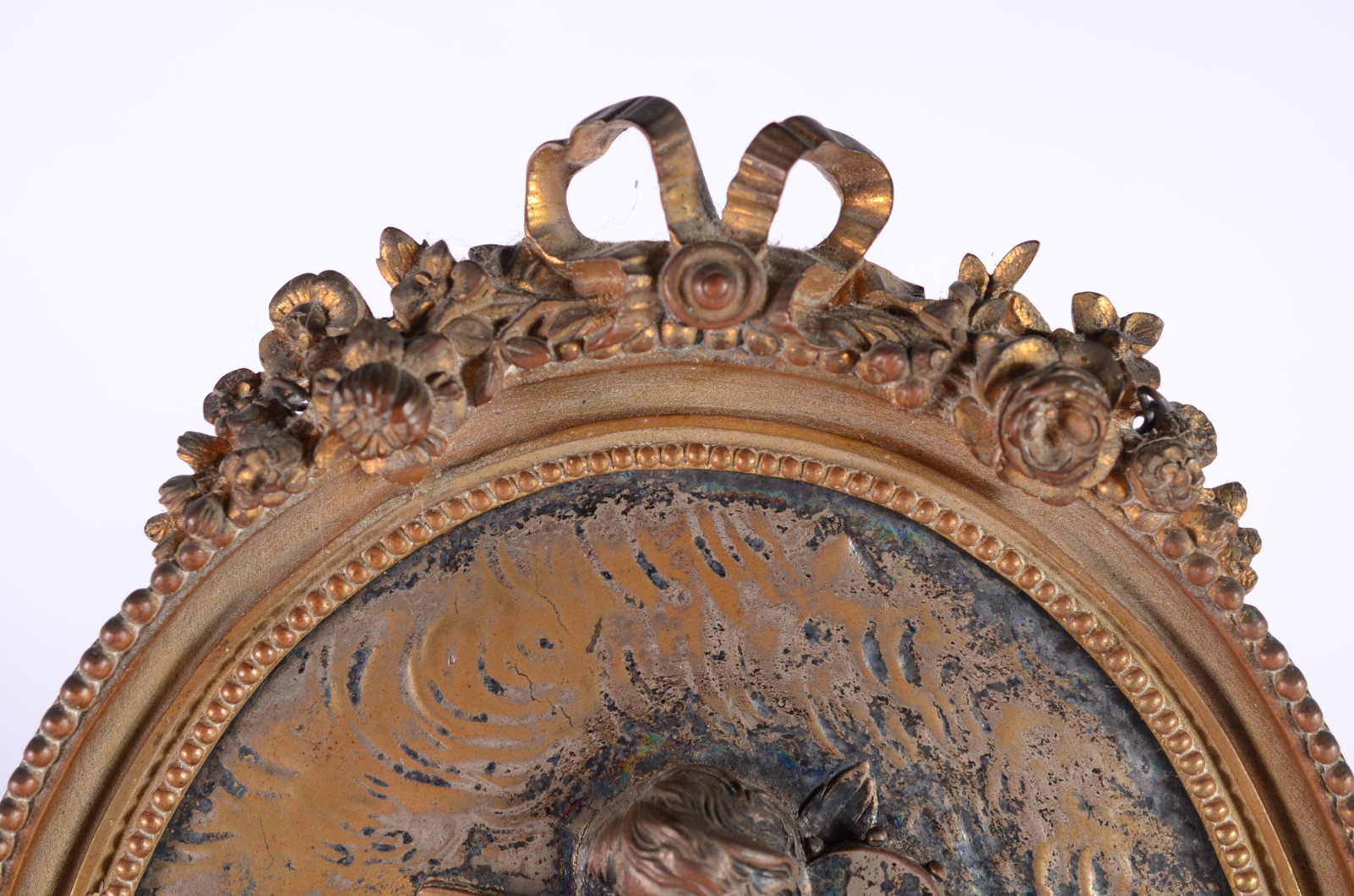 Par de lindíssimos medalhões de bronze frances ricamente decorados... - foto 6 de 9